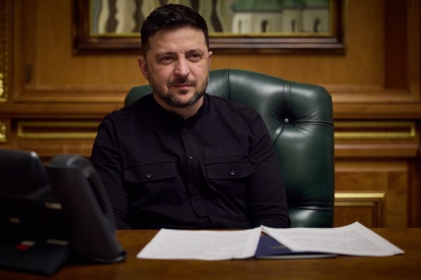 股票配资排排 泽连斯基与美特使通话 推进俄乌和平计划磋商